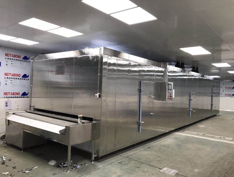弗斯特制冷科技隧道式速冻机配有不锈钢网带适用于冰淇淋，肉类，海鲜 产量从100kg/h-2000kg/h 